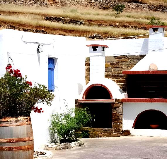 Tinos Peristerionas